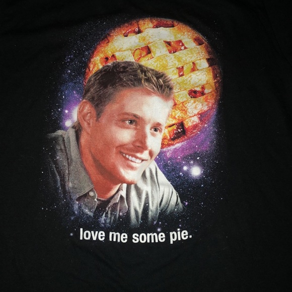DONATED “Love me some pie” Supernatural T-shirt - Picture 2 of 6